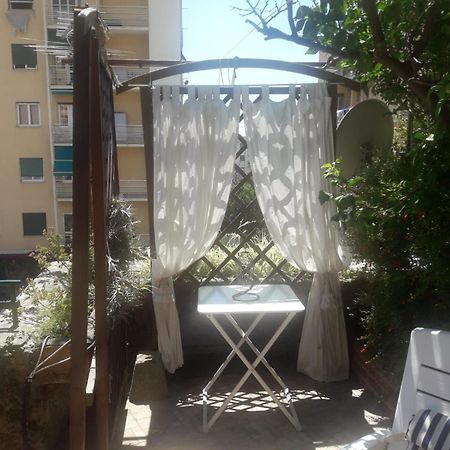 Appartamento Incantevole Con Giardino Genova Eksteriør bilde